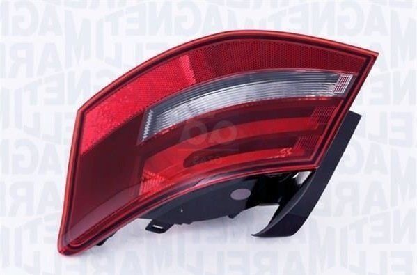Audi A3 2013-2016 model arası Sportback sağ dış stop MAGNETTI MARELLI Marka