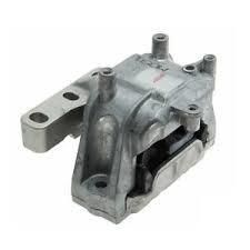 Volkswagen Jetta 2011-2014 Arası Sağ Motor Kulağı Lemforder