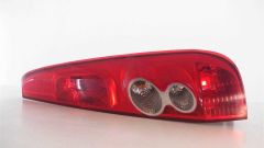 Ford Fiesta 2006-2008 Arka Sağ Stop 5 Kapı Depo Marka