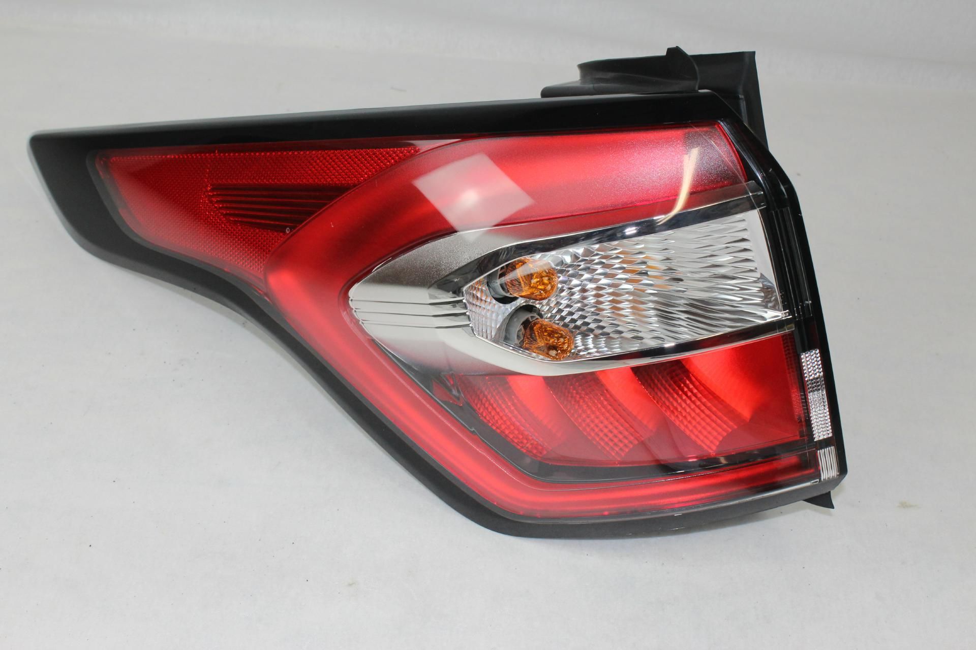 Ford Kuga 2019- Sol Dış Stop Lambası Ford Orjinal