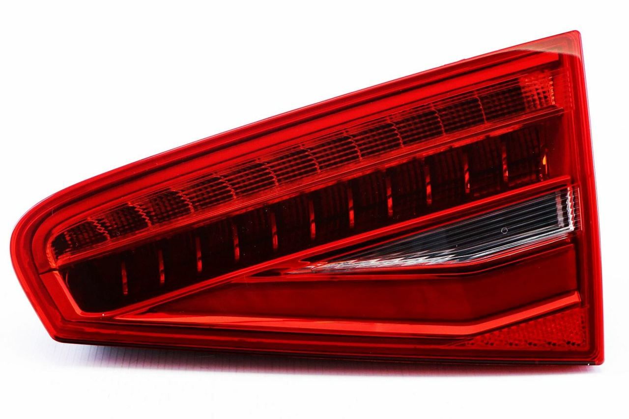 Audi A4 2013-2015 Model Arası Sağ Arka Stop İç Taraf