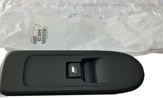Peugeot 308 2007-2013 Ön Sağ Cam Açma Kapama Düğmesi Orjinal